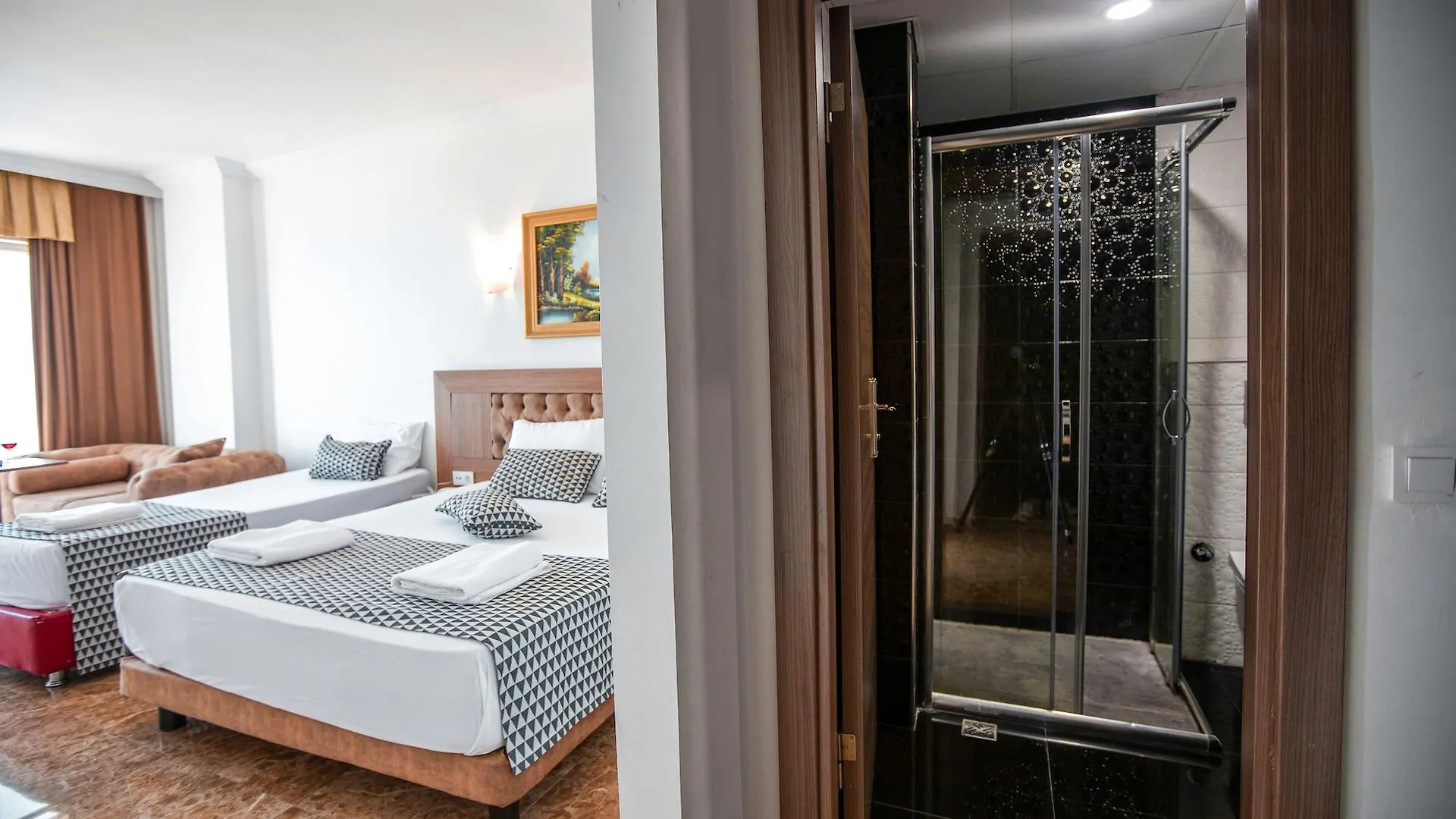 Kristal Beach Hotel Antalya