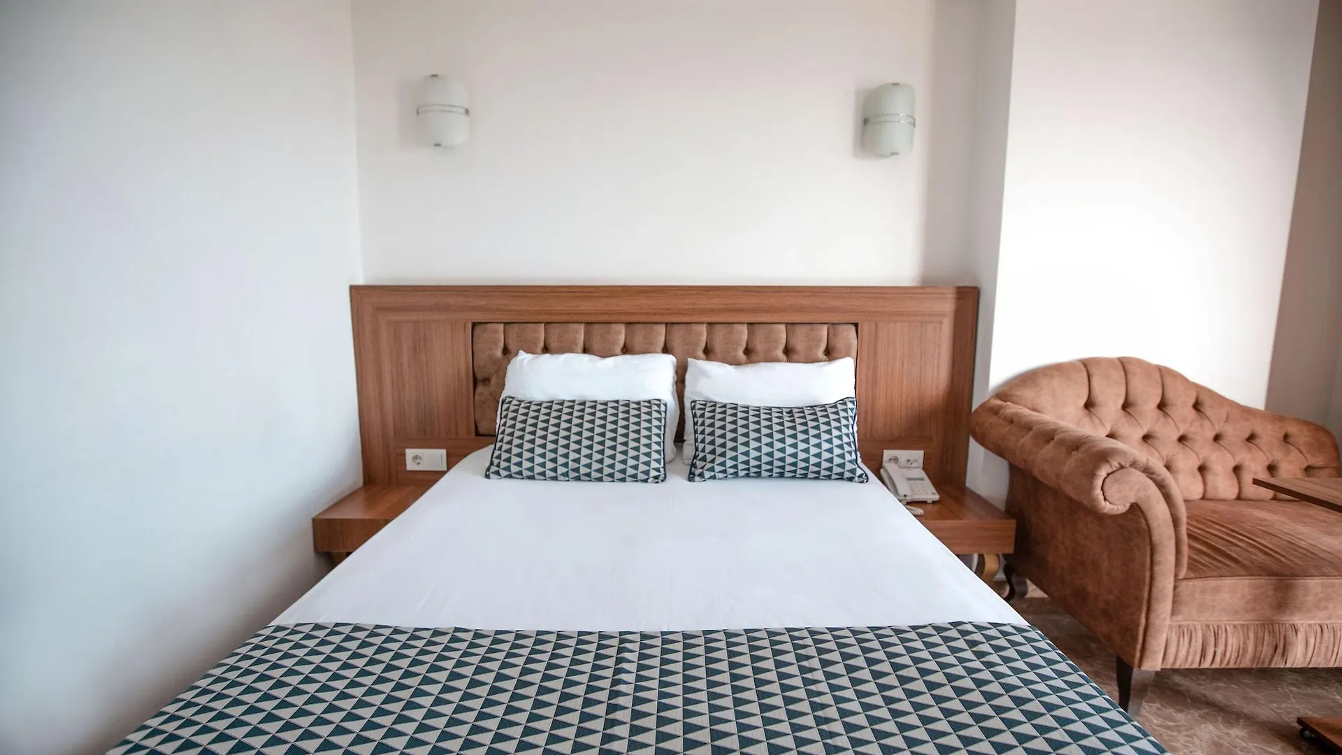 Kristal Beach Hotel Antalya Türkiye