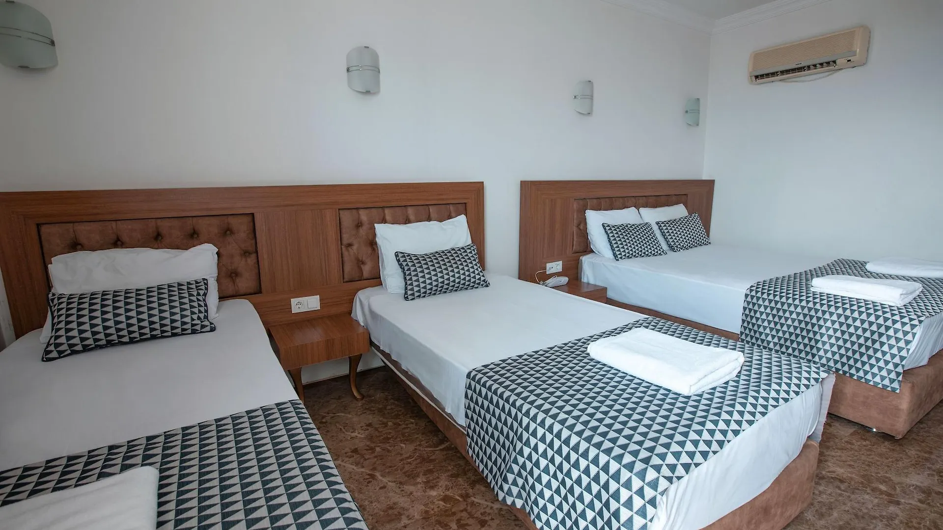 Kristal Beach Hotel Antalya